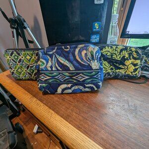 Two Vera Bradley Wristlets And A Makeup Bag Blue Black Green And Yellow